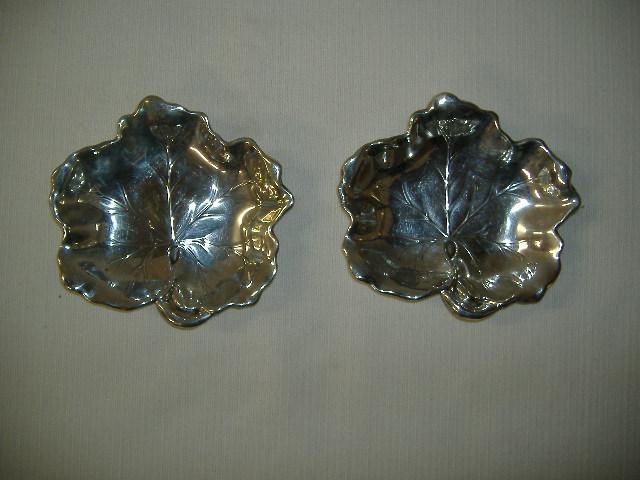 Picture 022.jpg - 2 Reed & Barton Sterling Silver Trays - 5" diam